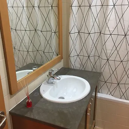Apartamento Marina Park 205 *